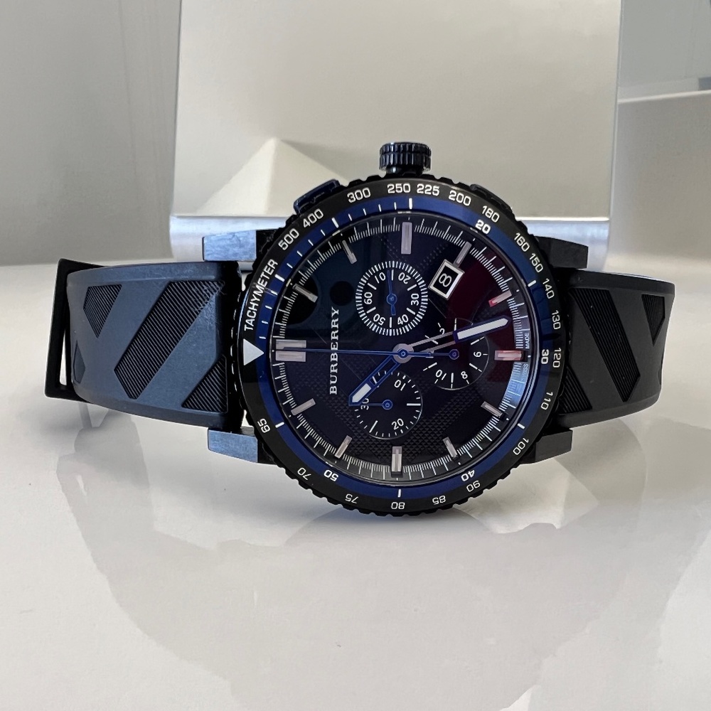 BURBERRY The  City Chronograph Black Dial  Black Rubber Men's Watch